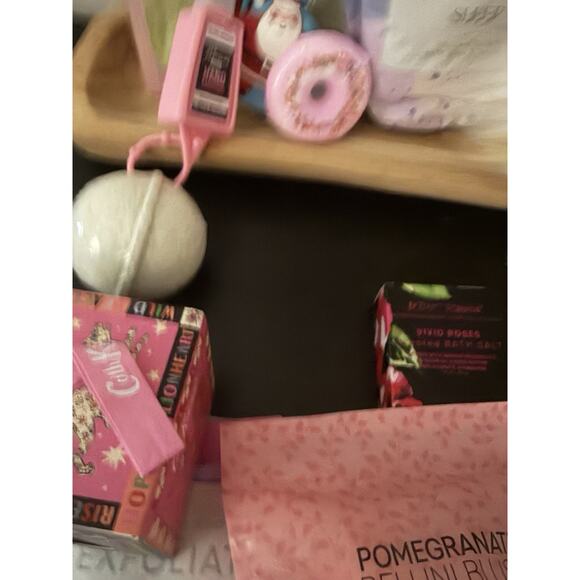 Beauty & Bath Lot Of 20 - Picture 7 of 13